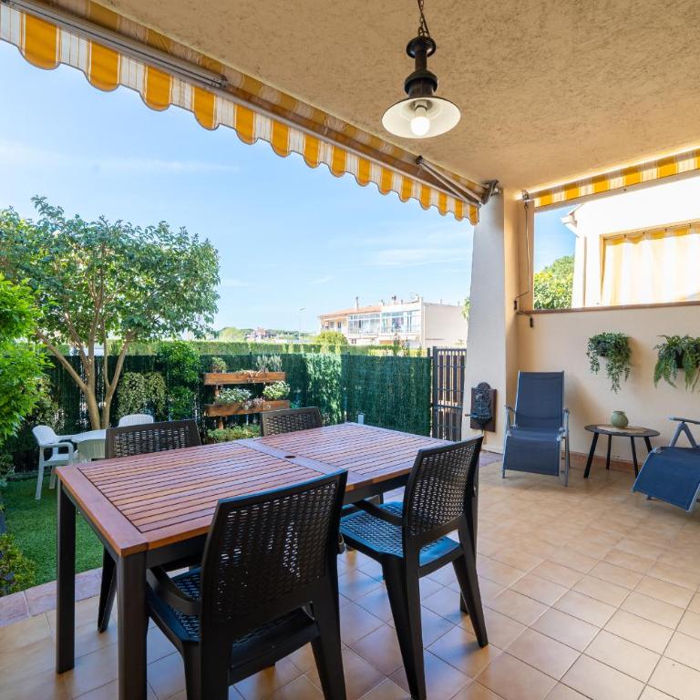 Hauzify I Apartament Audrey - Apartamento con vistas a la piscina - 2