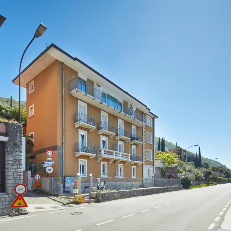 North Shore Torbole - Apartment with Lake View - 3