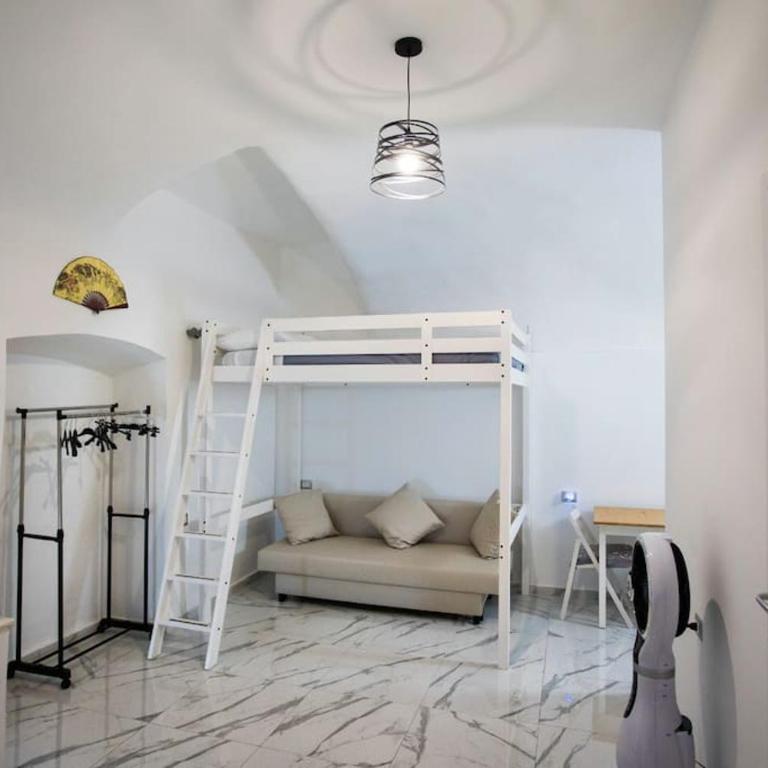 Napoli Home 63 - Appartamento con 1 Camera da Letto - 13