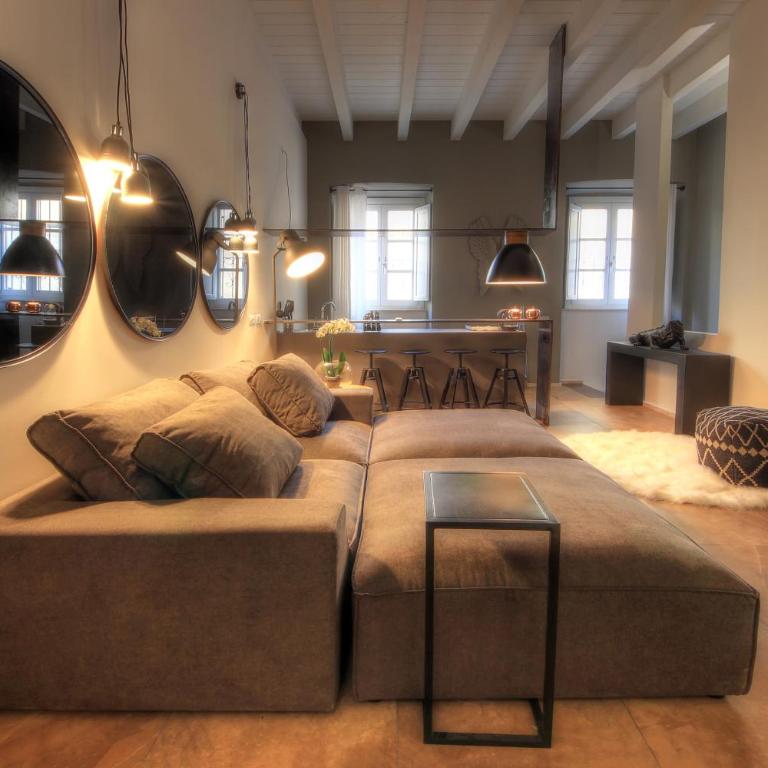 Urban Central Suites - One-Bedroom Apartment - 1