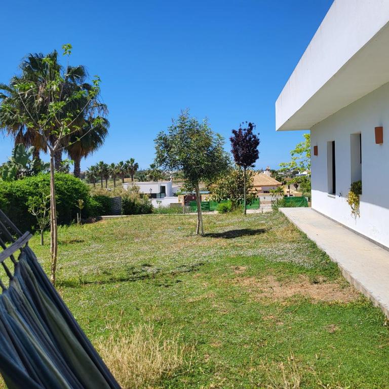 Family house with nice garden 10min from Sanlúcar - Casa de 3 dormitorios - 42