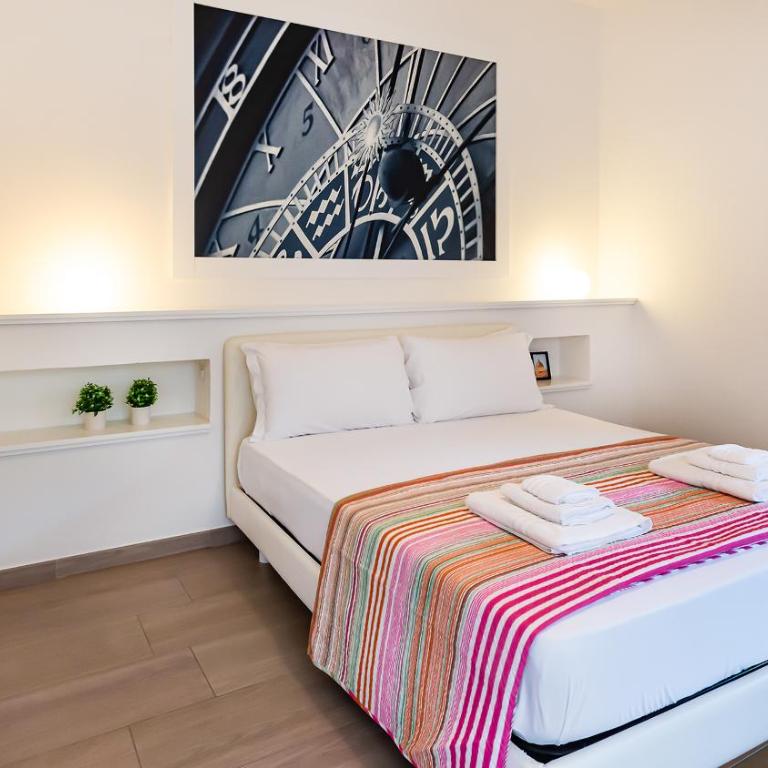 Lucienne - One-Bedroom Apartment - 13