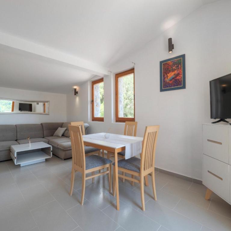 Family Retreat Bozovic - Apartman sa 2 Spavaće Sobe - 19