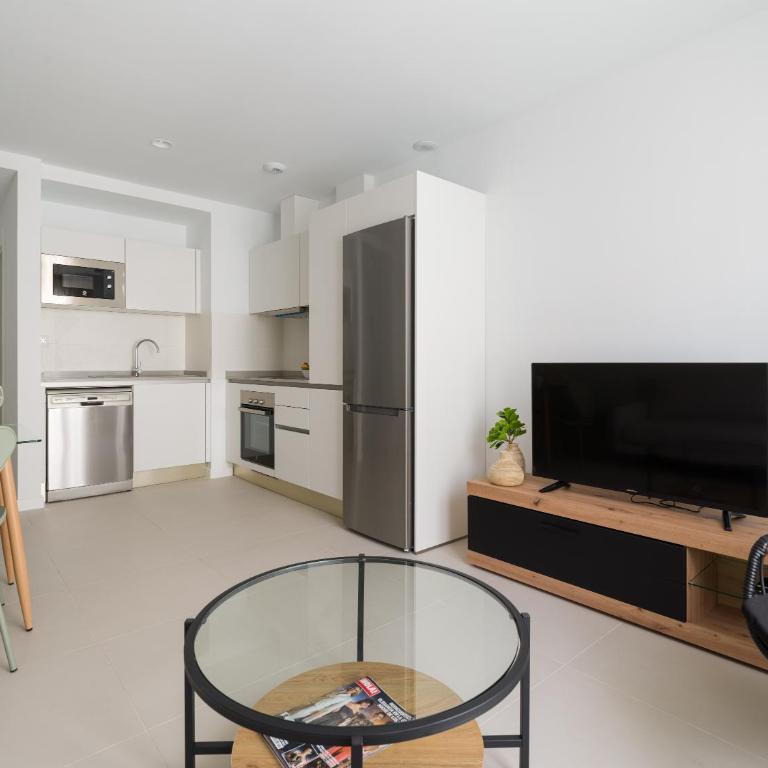 Royal Suites-Viviendas Vacacionales - Apartamento de 2 dormitorios - 3