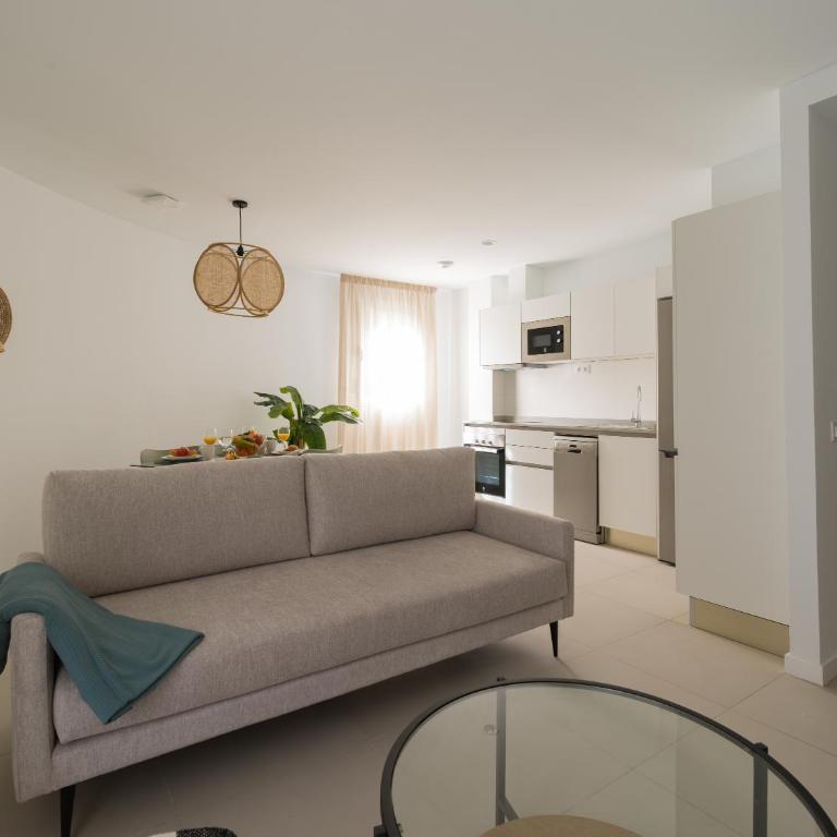 Royal Suites-Viviendas Vacacionales - Apartamento de 2 dormitorios (ideal para familias) - 4
