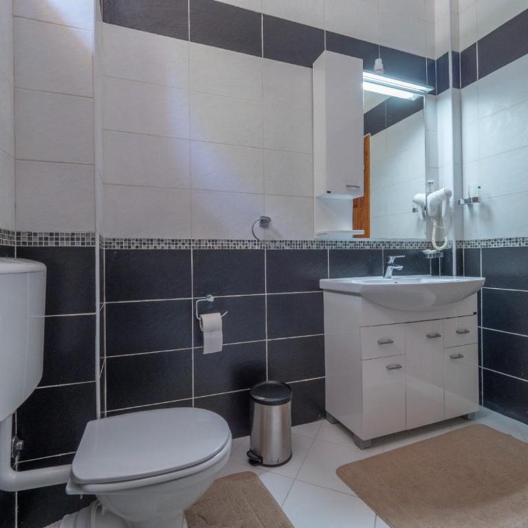 Family Retreat Bozovic - Apartman sa 3 Spavaće Sobe - 14