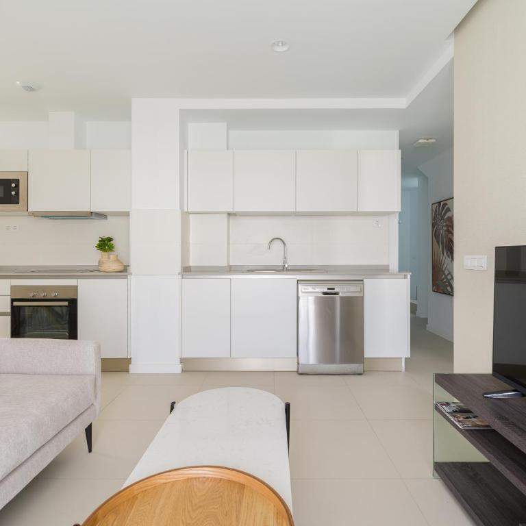 Royal Suites-Viviendas Vacacionales - Apartamento Dúplex de 3 dormitorios - 9