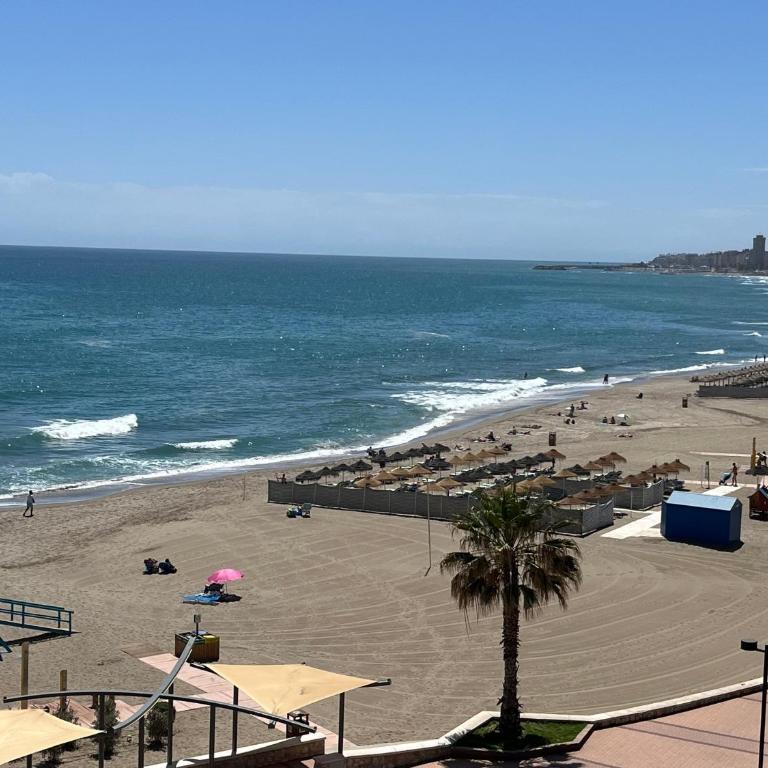 APARTAMENTO EN PRIMERA LINEA/BEACHFRONT APARTMENT - Apartamento de 3 dormitorios - 87