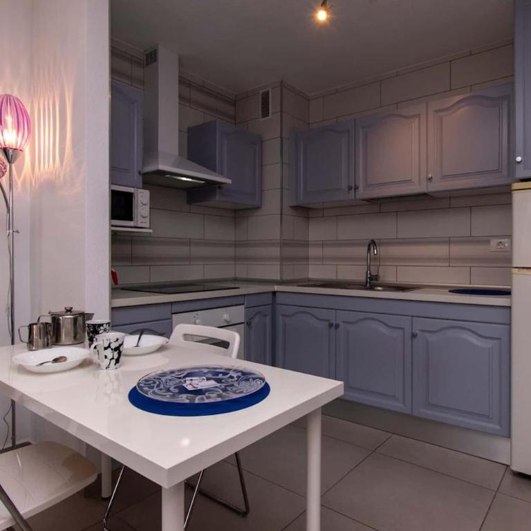 San Marino Studio - Estudio - 15