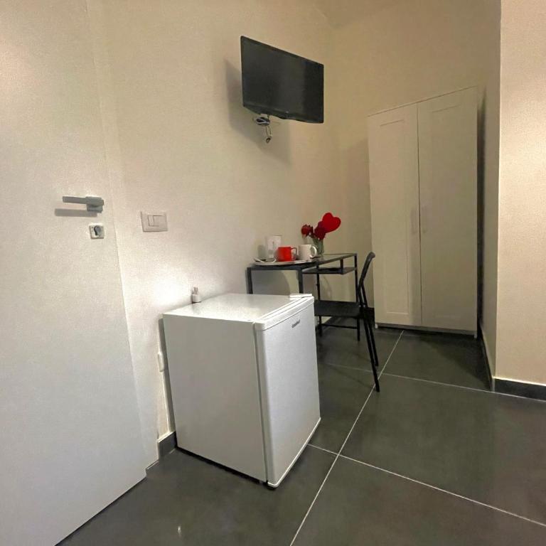 B&B La Fenice - Camera Matrimoniale con Bagno Privato - 13