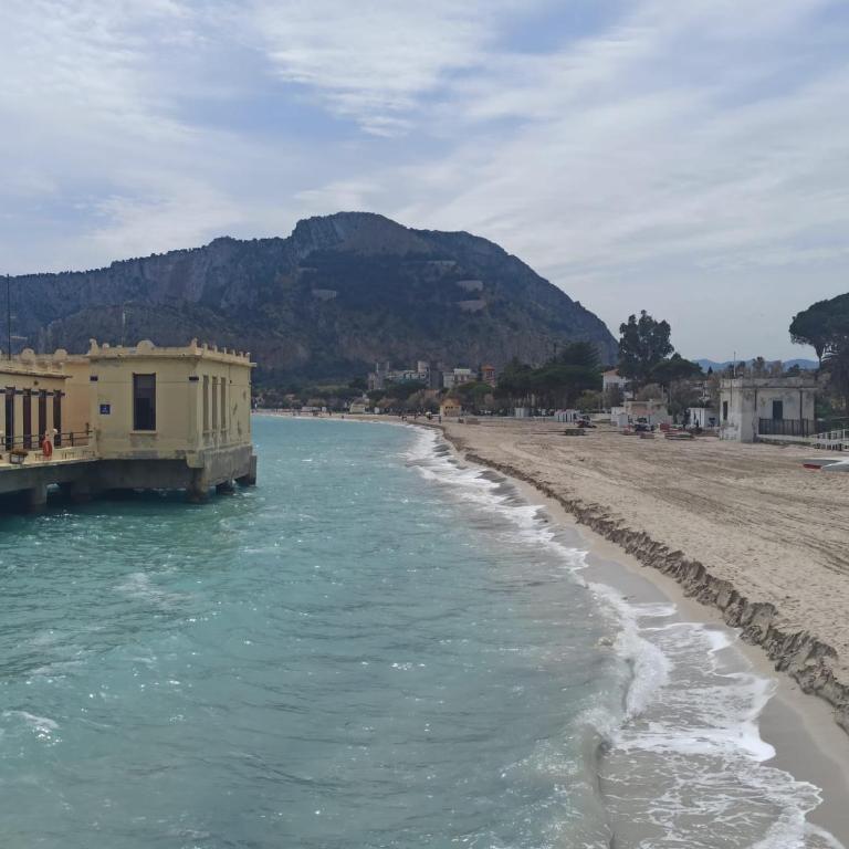 Mondello Blue Sea - Appartamento con 1 Camera da Letto - 23