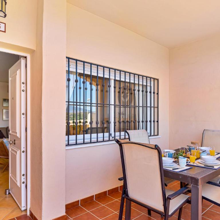 CALA BLUE VIEWS - Apartamento de 2 dormitorios - 2