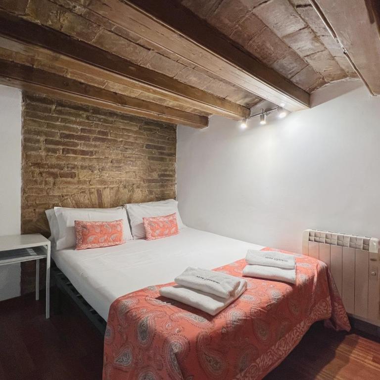 Stay U-nique Apartments Plaça Universitat - Two-Bedroom Apartment - 3