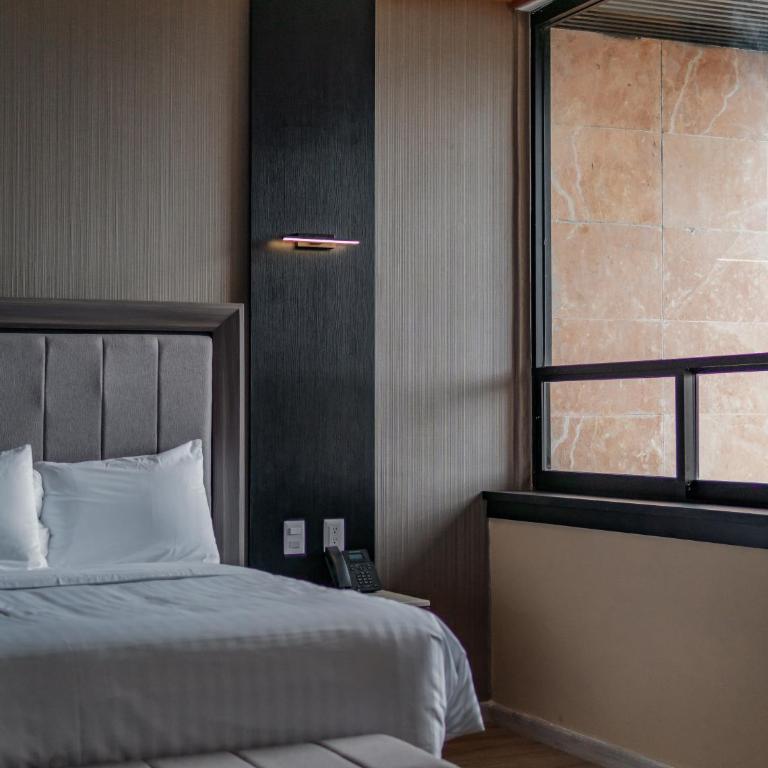 Hotel Kavia Premium - Paseo Montejo - Superior Double Room - 2