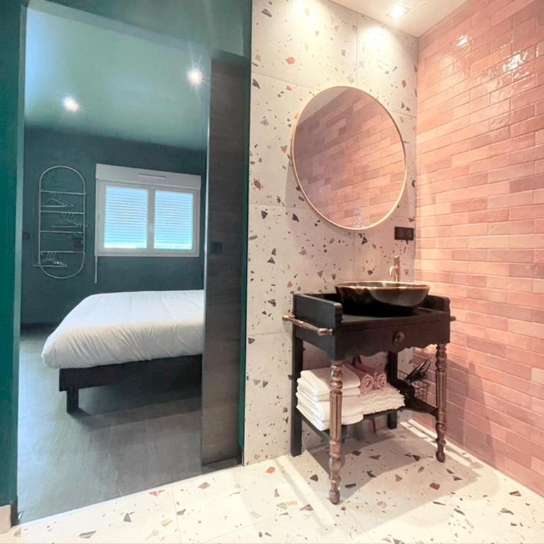 NUITS D'EXIL - Suite avec Jacuzzi - 12
