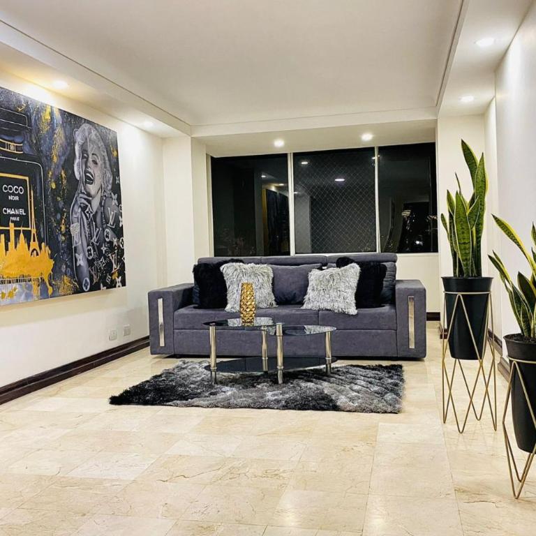 Apartamento moderno sector exclusivo de Medellin Colombia - Apartamento de 2 dormitorios - 2