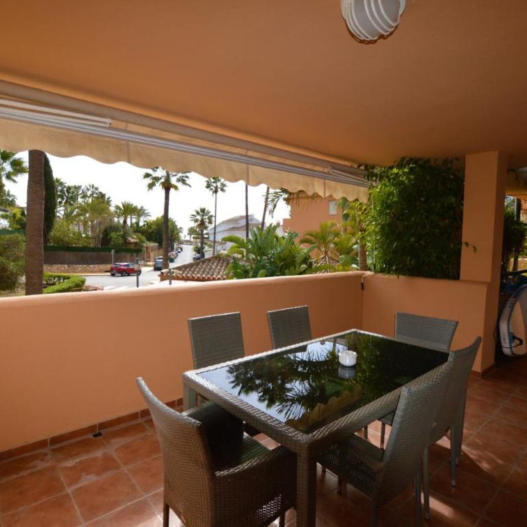 Marbella - Playa Alicate 2br holiday apartment - Two-Bedroom Apartment - 17