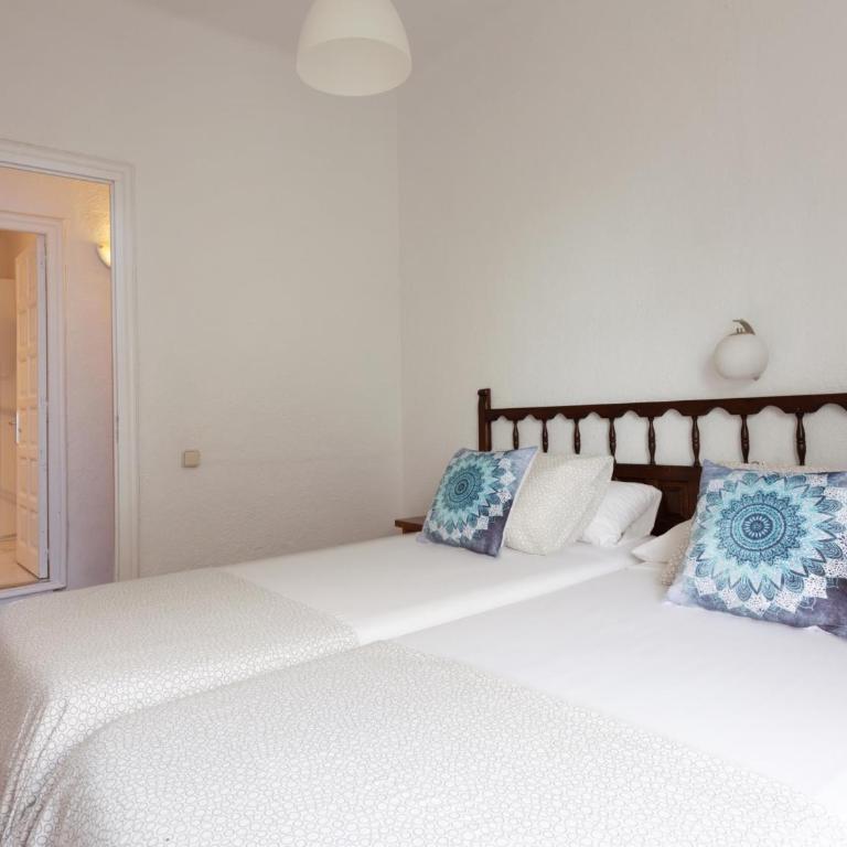 LETS HOLIDAYS BEAUTIFUL HOUSE in TOSSA - Casa - 31