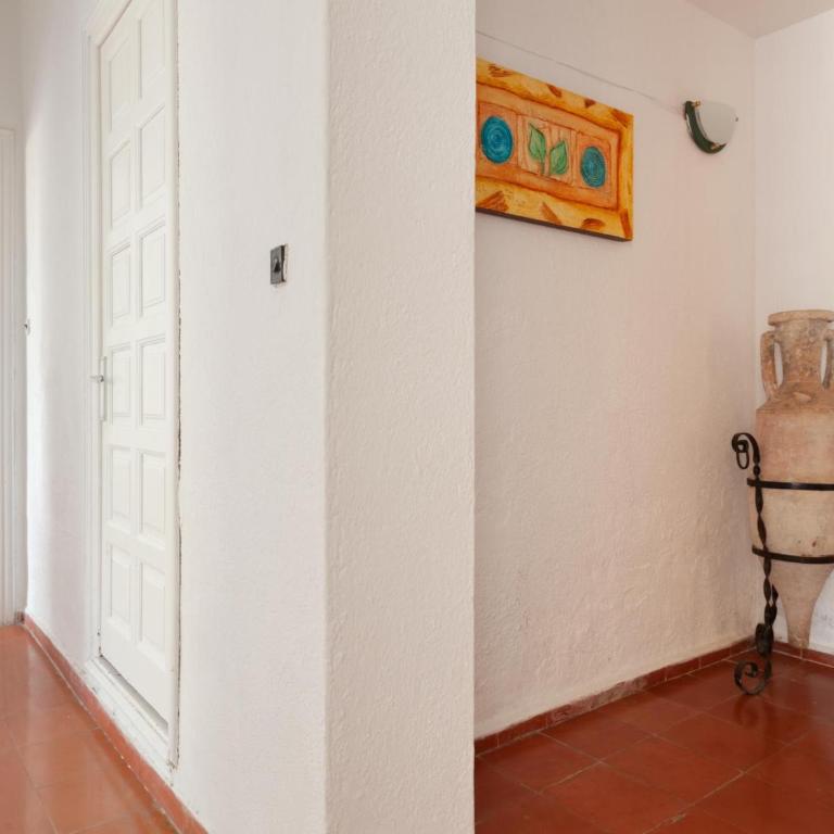 LETS HOLIDAYS BEAUTIFUL HOUSE in TOSSA - Casa - 34