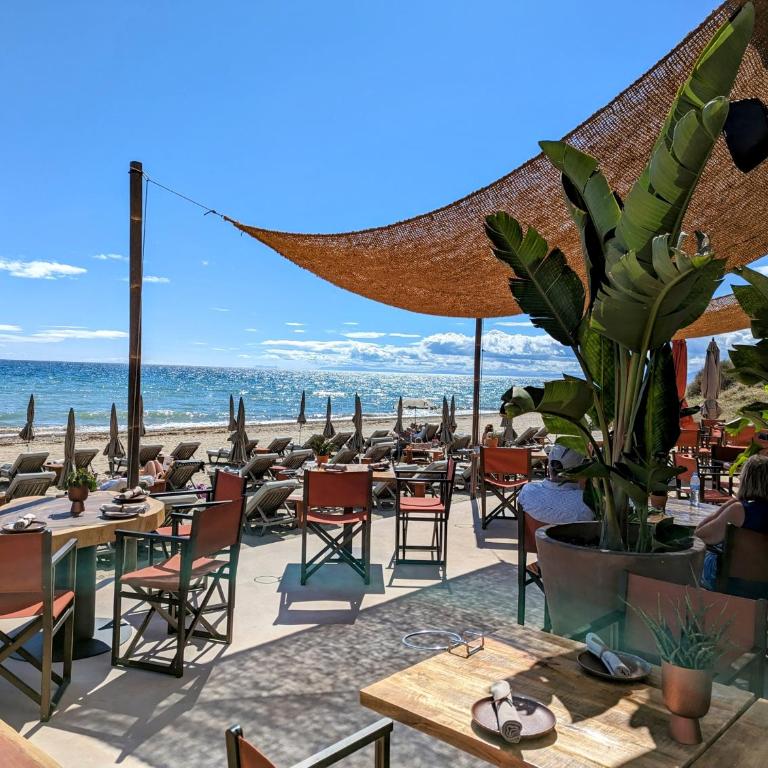 Marbella - Playa Alicate 2br holiday apartment - Two-Bedroom Apartment - 46