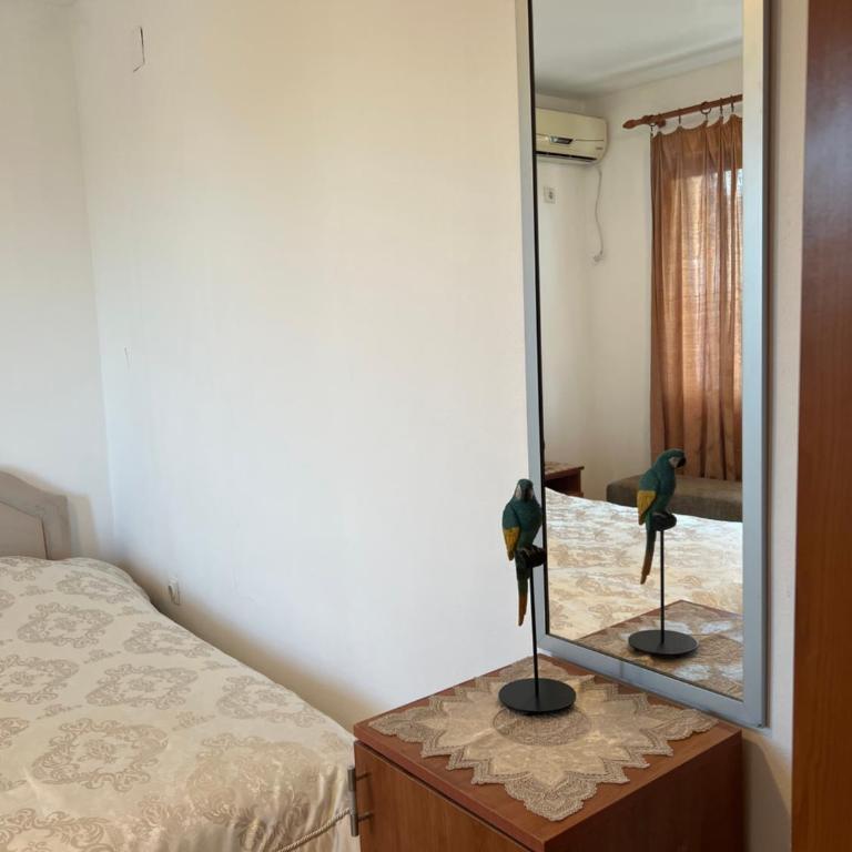 Gjoni Guest House - Dvokrevetna Soba sa Bračnim Krevetom/Zasebnim Krevetima i Balkonom - 6