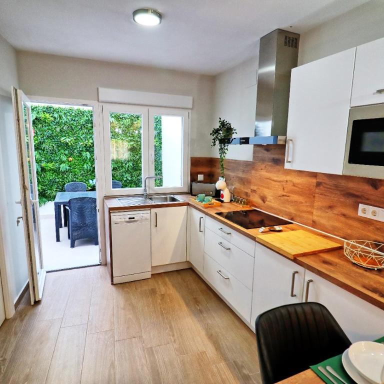 APARTAMENTOS MESTRE - Apartamento de 2 dormitorios - 12