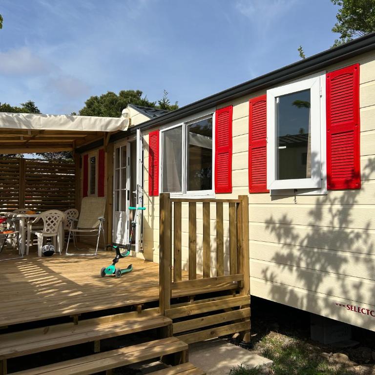 Les mobil homes de Naka, 6 places, TV, CLIM, une ENTRÉE OFFERTE pour un adulte pour la RÉSERVE AFRICAINE DE SIGEAN - Mobile Home - 6