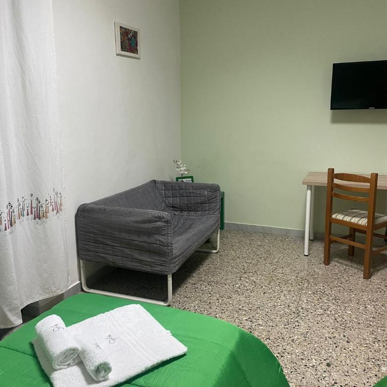 Beteyà Hostel Don Bosco - Large Double or Twin Room - 10