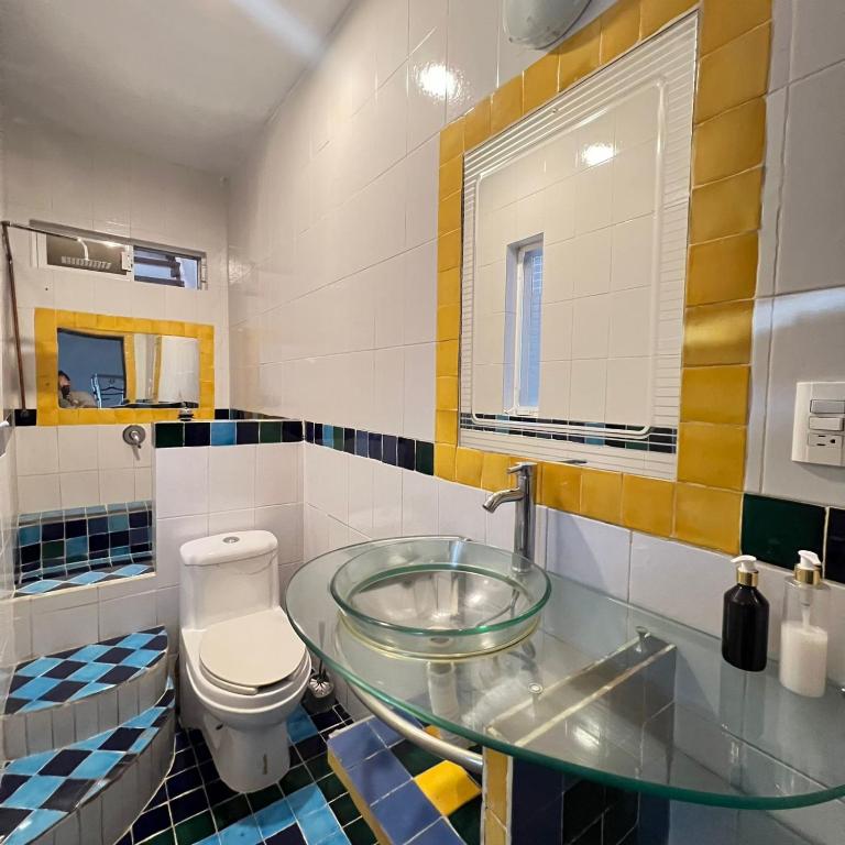 Hostal Luna 49 - Twin Room - 7
