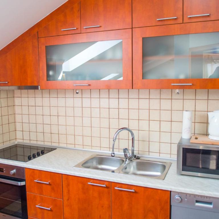 Luka-Mostar Free Parking with eCharger - Two-Bedroom Apartment - 11