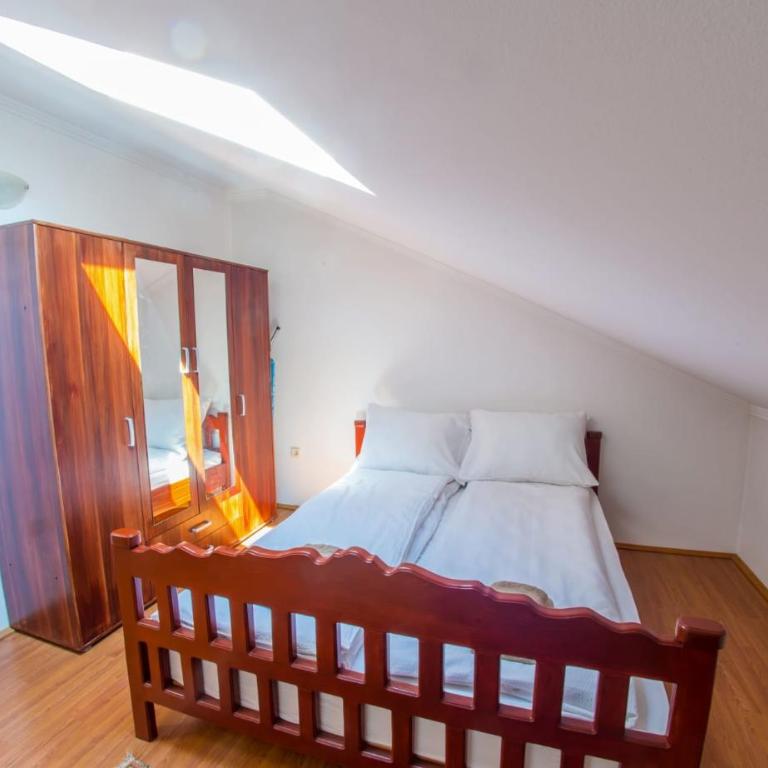 Luka-Mostar Free Parking with eCharger - Two-Bedroom Apartment - 19