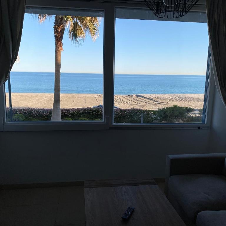 Torrox beach - Apartamento de 3 dormitorios - 2