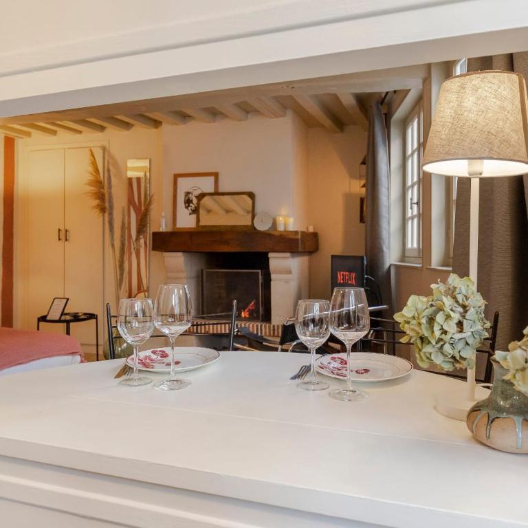 Couleur Corail Studio Peaceful gem & shared yard Central Honfleur - Studio - 13