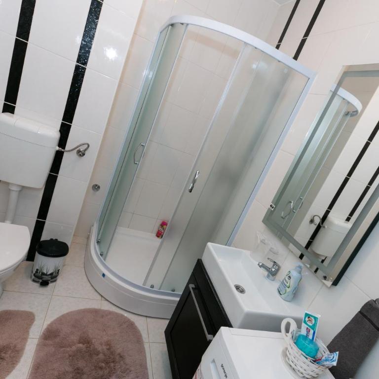 Welcome apartman - One-Bedroom Apartment - 13