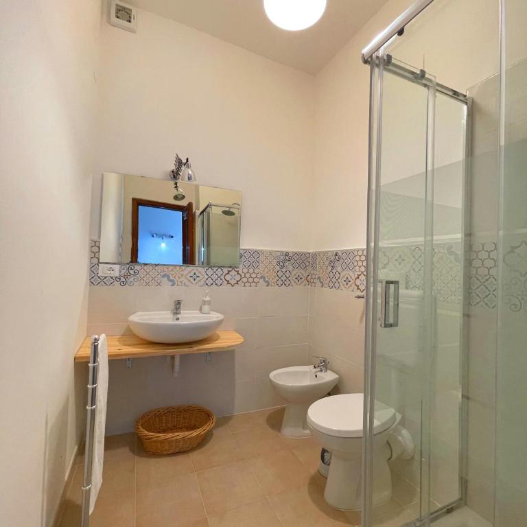 Sostegno d'amore - Camera Tripla con Bagno Privato Esterno - 1