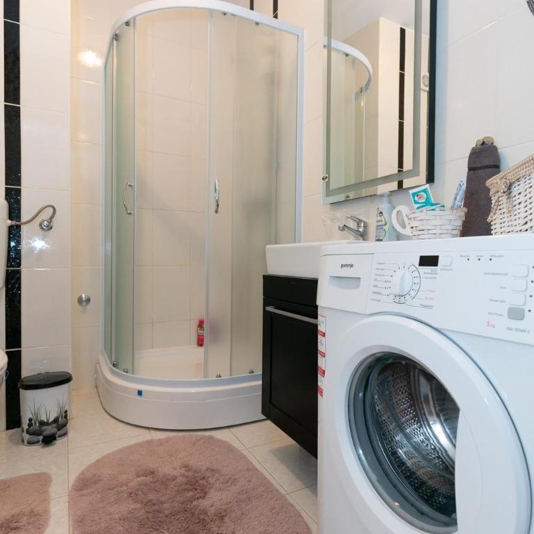 Welcome apartman - One-Bedroom Apartment - 14