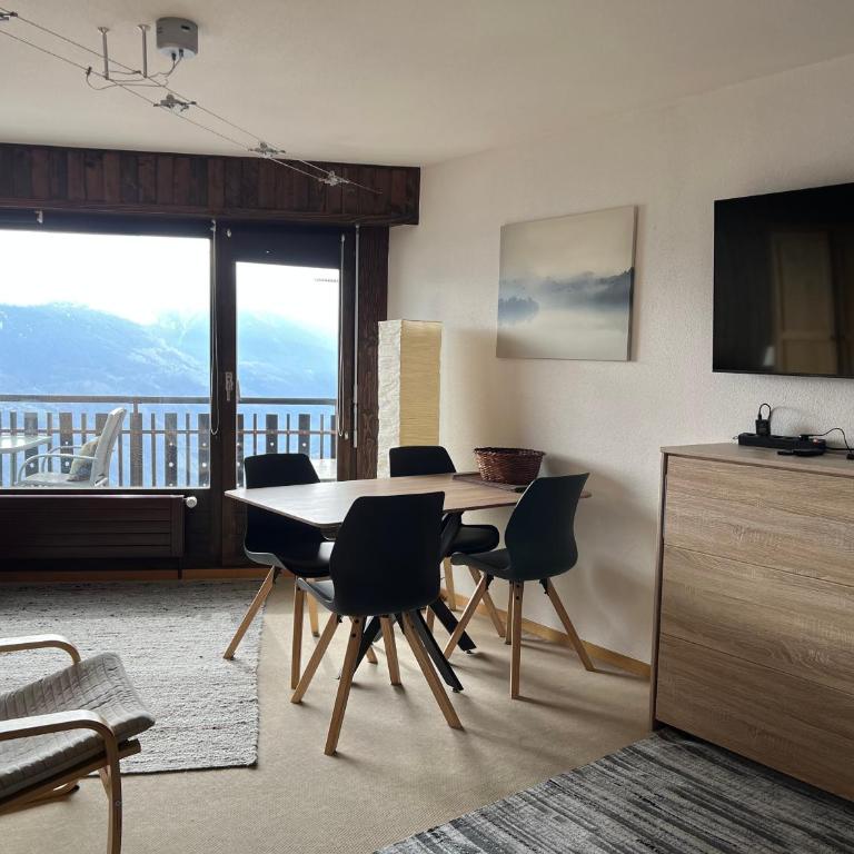 Cosy Studio for 5 near ski lift, Les Gentianes - Studio with Mountain View - 4