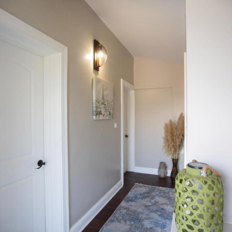 Villa Bura - Three-Bedroom Villa - 40