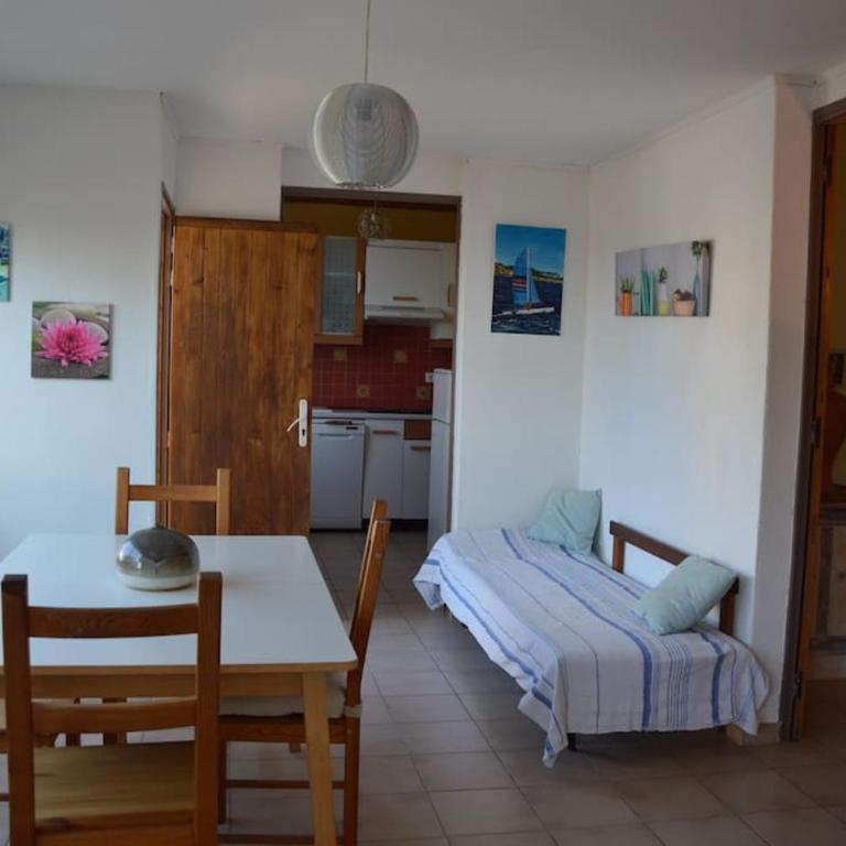 Petite maison bord et vue mer, 55 m2 - Two-Bedroom House - 8