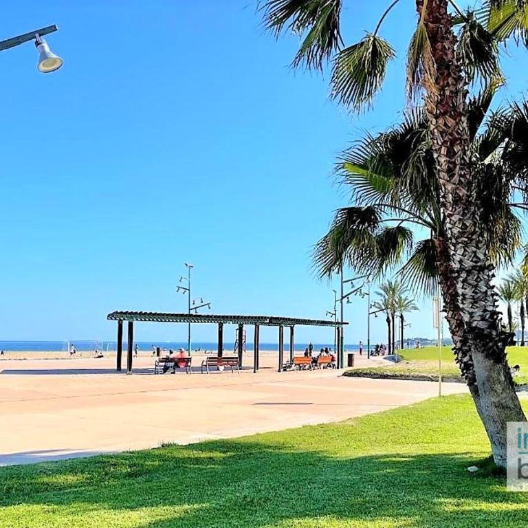 Nova Pineda , climatizado , piscina y a 230m de la playa. - Three-Bedroom Apartment - 39