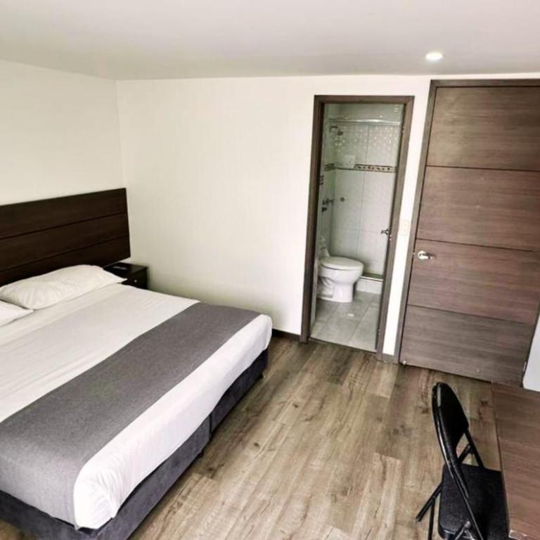 Hotel Expo Hotel Ferial - Habitación Doble Deluxe con balcón - 2