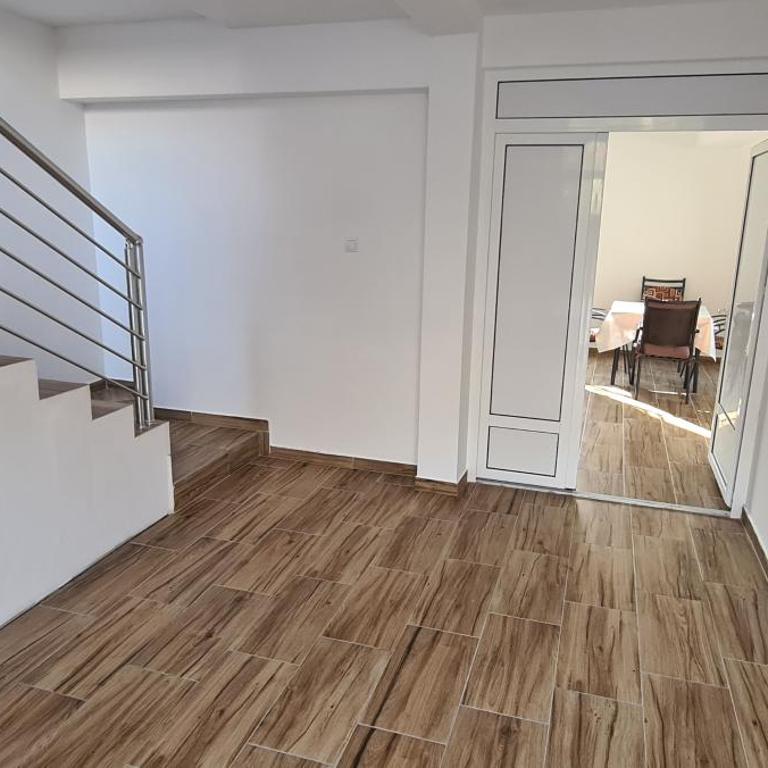 Apartmani Hani - Apartman sa Balkonom - 4