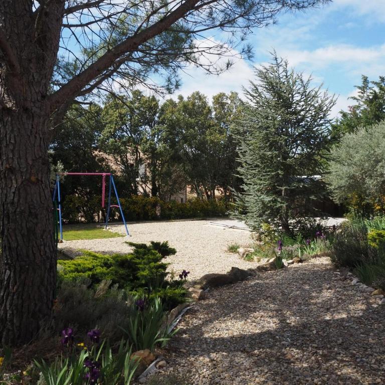 Holiday Home near Mont Ventoux Ski Resort - Maison de Vacances 3 Chambres - 25