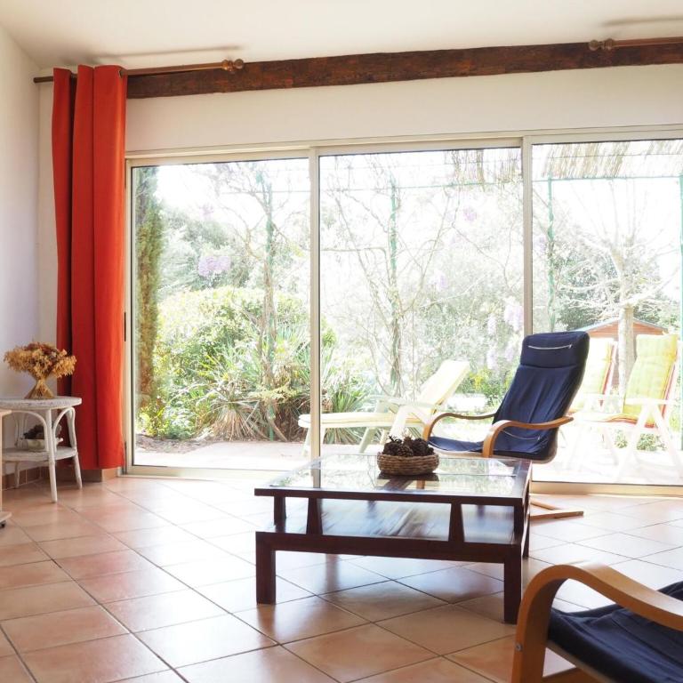 Holiday Home near Mont Ventoux Ski Resort - Maison de Vacances 3 Chambres - 5