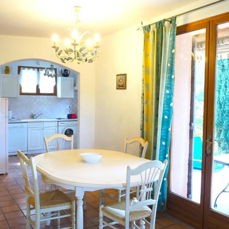 Holiday Home near Mont Ventoux Ski Resort - Maison de Vacances 3 Chambres - 8