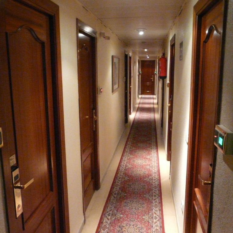 Hotel Reyes Catolicos - Habitación Individual - 4