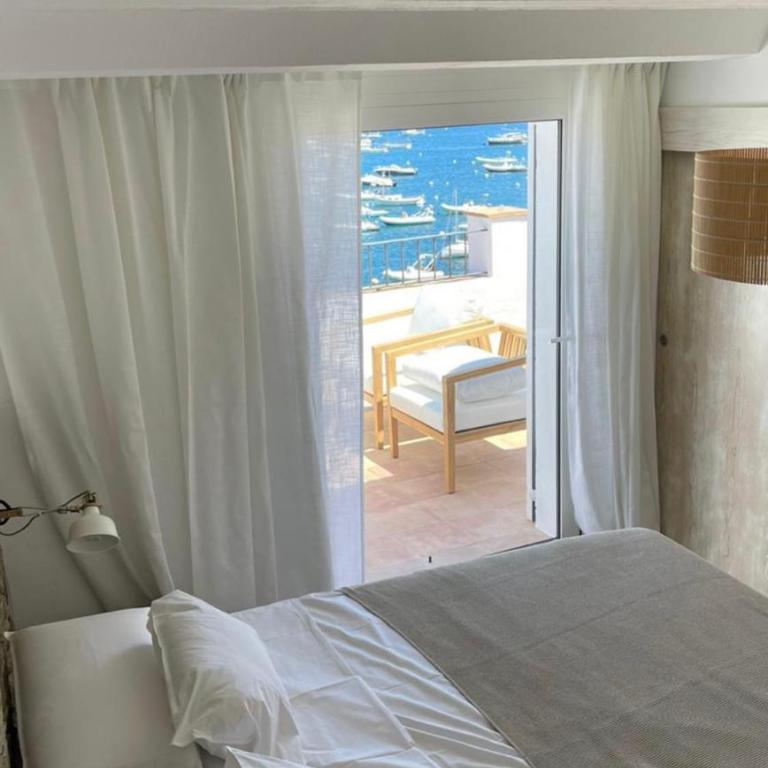 Beachfront Penthouse with Sea Views in CADAQUES - Apartamento de 2 dormitorios - 6