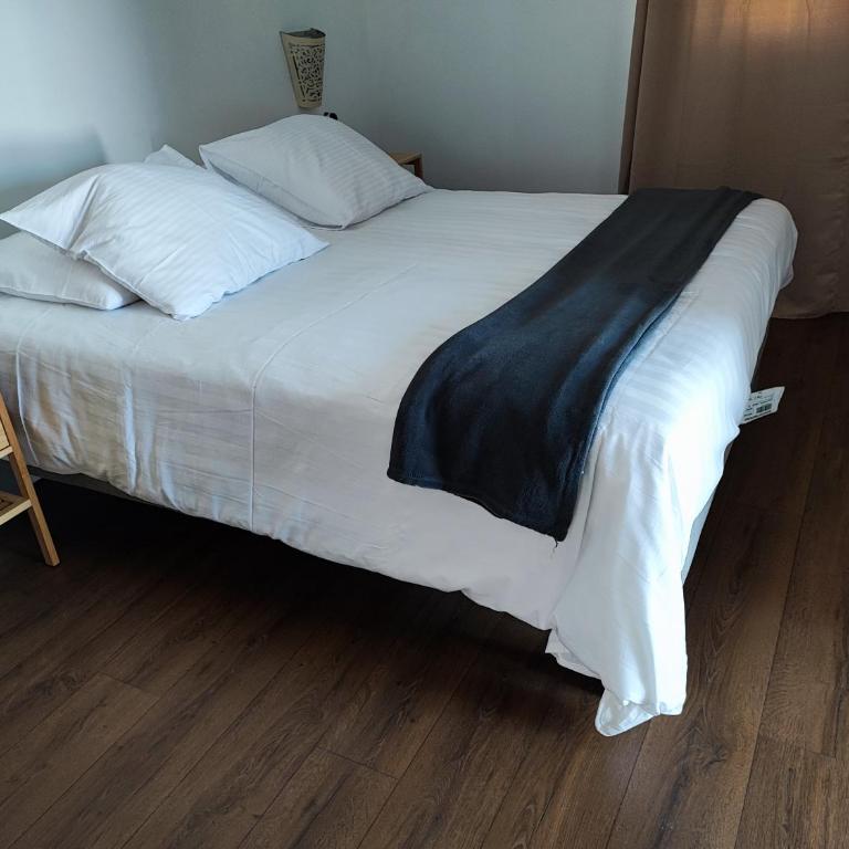 Logis Hotel De La Clape - Familiensuite - 3