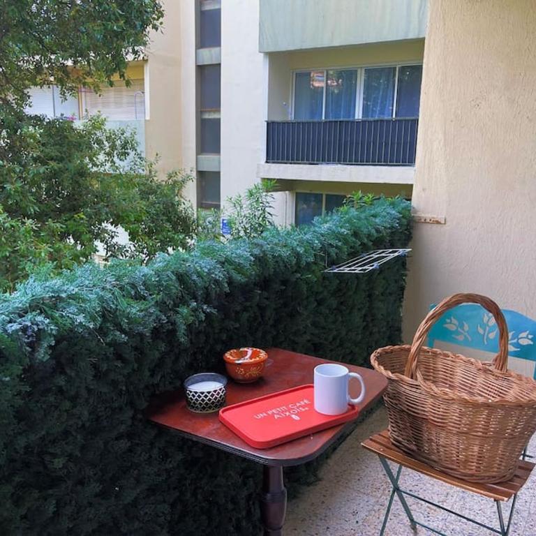 Studio au cœur d'Aix avec balcon et parking - Apartamento de 1 dormitorio - 7