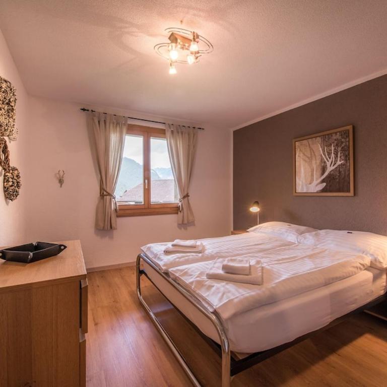 Breithorn Apartment, Eiger North Face View - Apartment mit 2 Schlafzimmern - 2